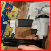 máy bắn đinh Makita AF301Z (1)