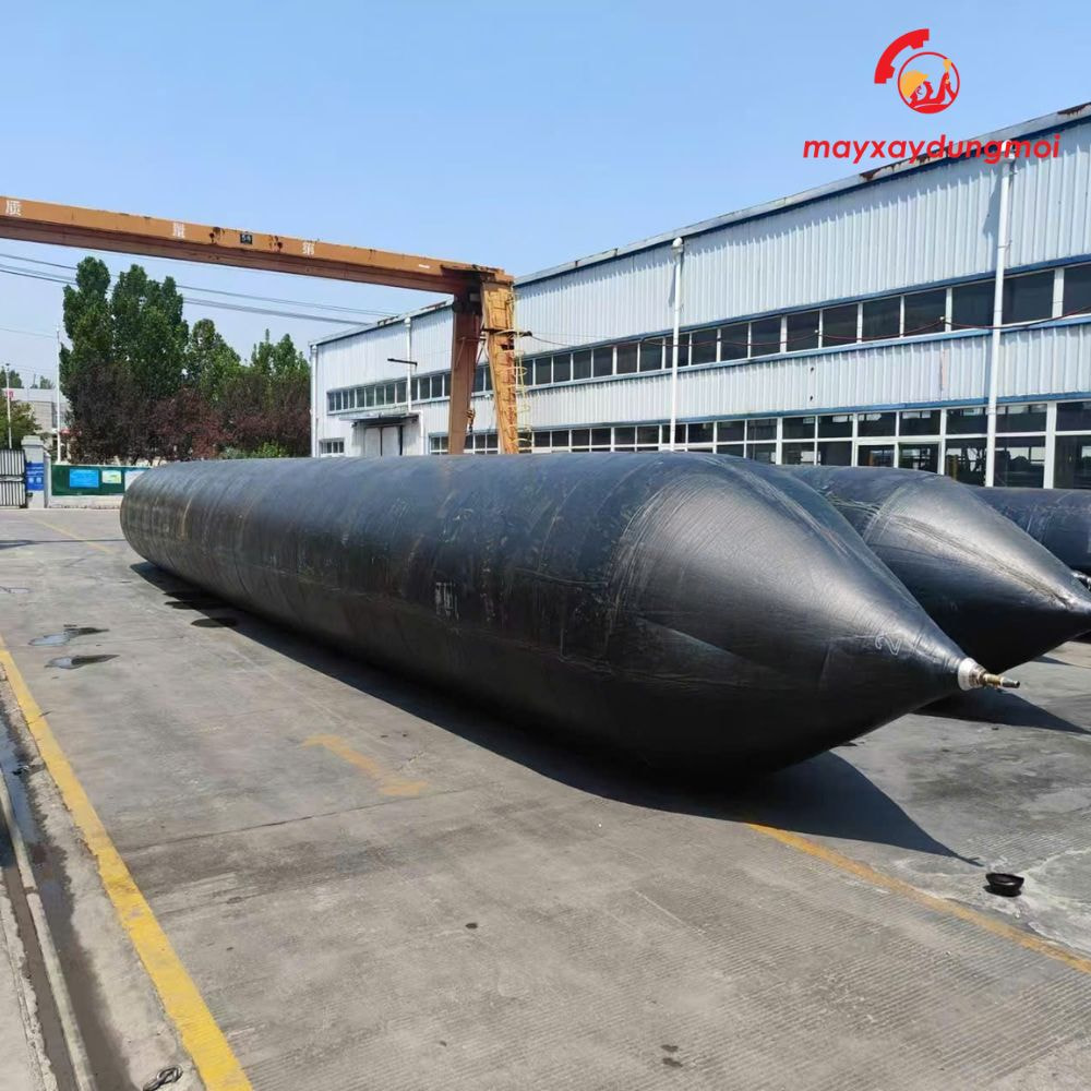 Phao hạ thủy tại nhà máy Phao hạ thủy tại nhà máy